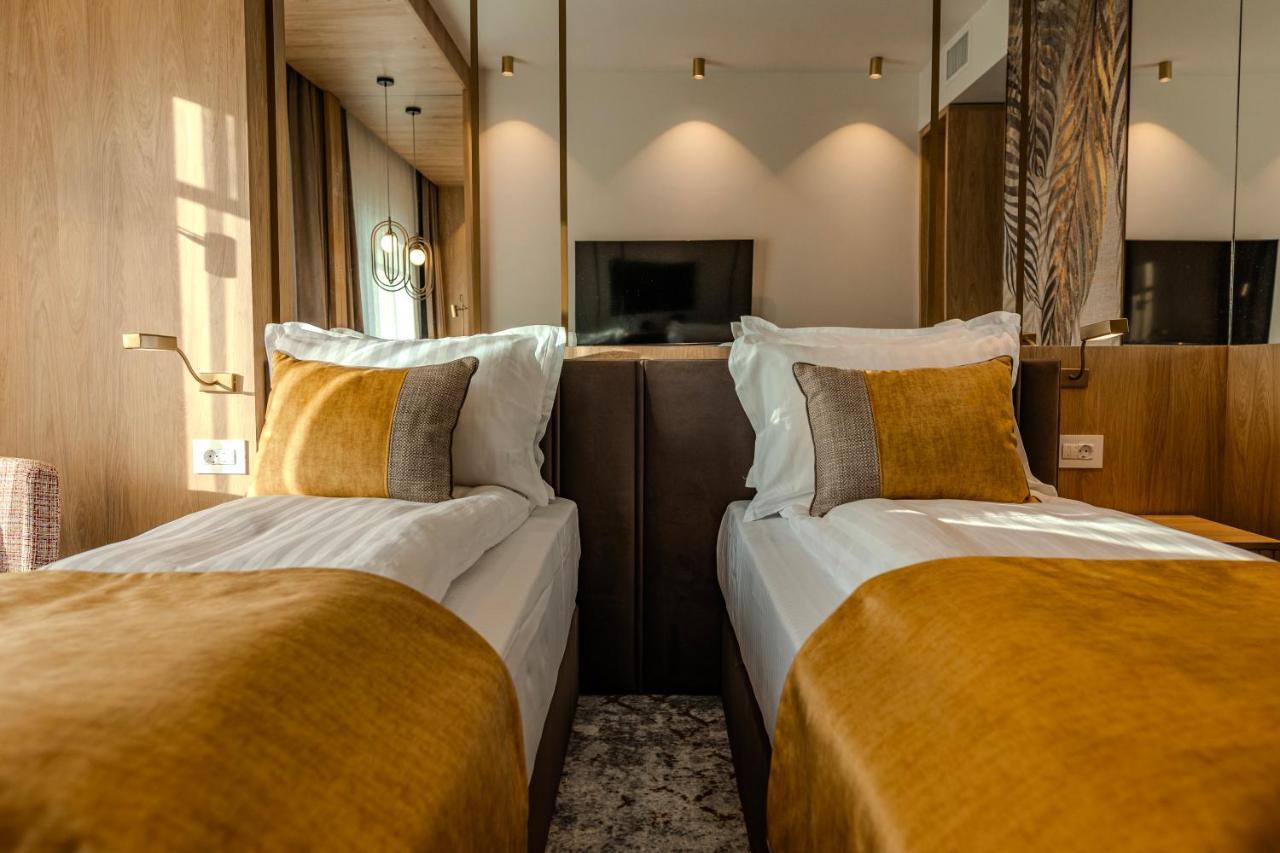 Hotel Branco Timişoara Extérieur photo